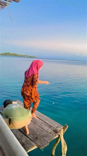 Dinda Bajoe on Instagram: "Mancing boronang #fyp"