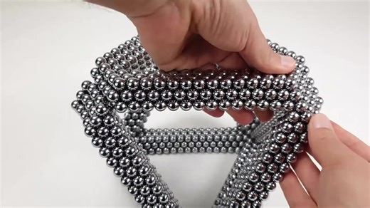 Mesmerizing Magnet Ball ASMR Experience