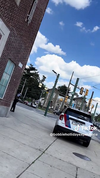 Septa’ police 😂😂@Kevin Hart #watch i | kevin hart