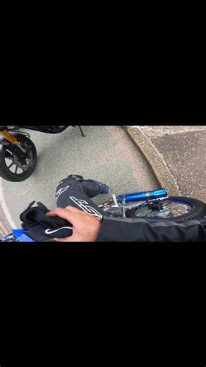 Bombahan ng tambutso 🔥 📛 Den Santiago 😂 papap kol! #raiderfiinuk #teamstrongkal #Arcee | Nikie Antonio