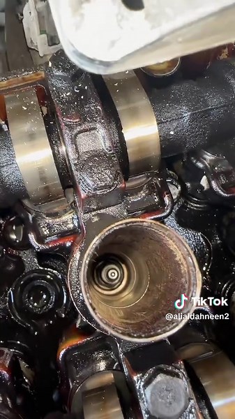 Exploring Car Engine Parts: Maintenance Insights