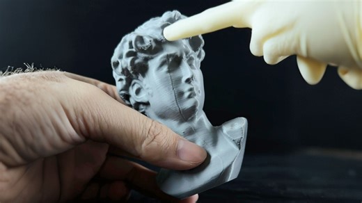 我打印的大卫脸上怎么有一道疤.......