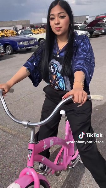 Hello Kitty Lowrider Bike: Fun and Unique Biking Experience