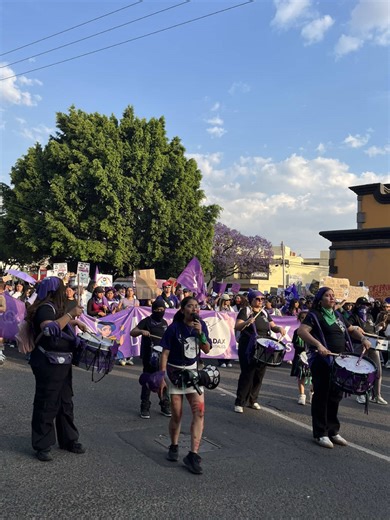 Las calles de Querétaro hablaron. 🗣️ En cada municipio, desde sus propias historias y luchas, las mujeres tomaron el territorio. ✊🏽 El 8M no es un evento. Es el reflejo de todo lo que se construye, se resiste y se exige todos los días. 🧚🏼‍♂️ Desde Adax Digitales sabemos que aún hay mucho por hacer. Y mientras sea necesario, vamos a seguir aquí. 💜 #8M #Querétaro #NiUnaMenos #Feminismo #marcha8m