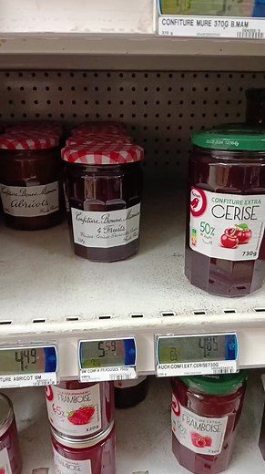 LA CONFITURE 4 FRUITS ROUGES AUCHAN | Evangéliste Paul OBROU