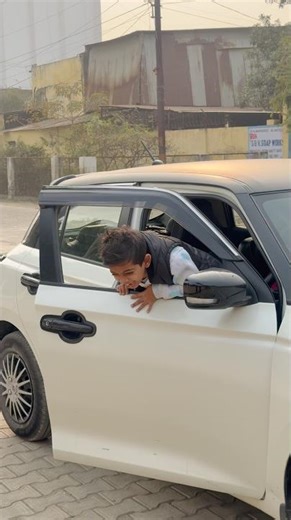 Tujhko na dekhu to ji ghabrata hai 😱😱#shorts