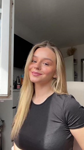 Quick Mini Makeup Tutorial ft. Emilia Montana Rosalita