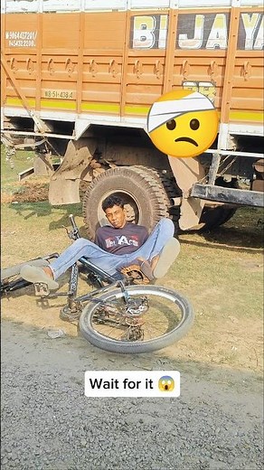 Mtb Cycle Stunt 🤕😰#shorts #viralvideo #shortvideo #cycle #stunt #trending #bike #cyclestunt