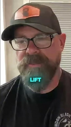 Why BENCH PRESS Beats the OVERHEAD PRESS