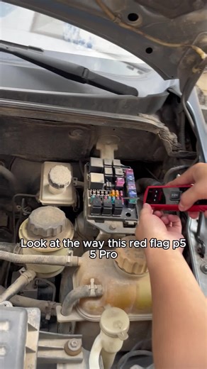 It doesn't just test wires; it tells you exactly what's wrong. #SmartDiagnosis #AccurateTool #ClearResults #AutoRepair #P55PRO