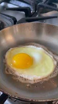How to Make a Perfect Sunny Side Up Egg in a Stainless Steel Pan