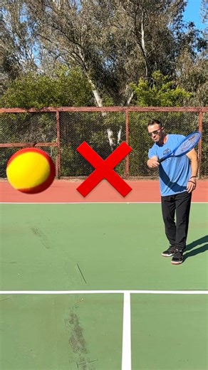 Matt Jones | Tennis Coach | The Forehand Mistake ❌A very common mistake I see with beginners. 👍Stay tuned for the fix #mattjonestennis #tenniscoach #forehand | Instagram