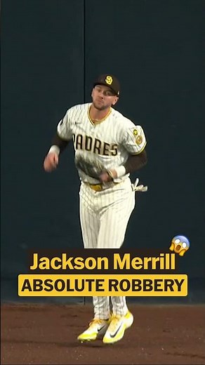 Jackson Merrill goes up and gets it! 🤯