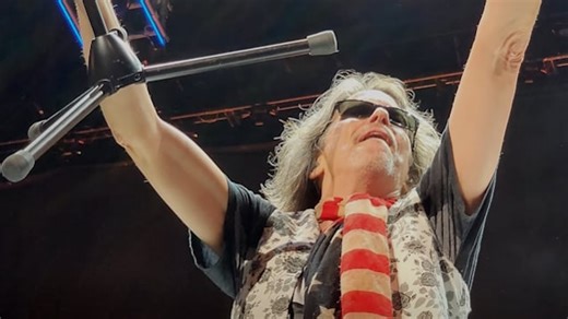 FOREIGNER's KELLY HANSEN: 'This Has Always Been A Two-Year Farewell' Tour