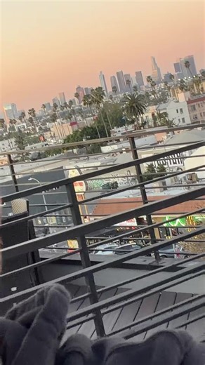 Returned #blacklitedistrict #hollywood