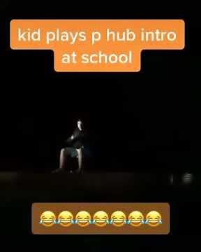 Kid plays P**n hub intro at school | 2021