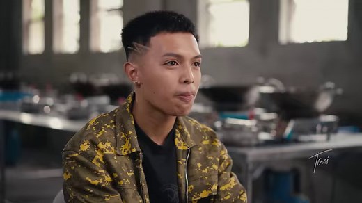 Kangkong becomes MILLION pesos 💰🍃 Let's hear the story of Josh Mojica and how the famous "KANGKONG CHIPS" was made. Be our PARTNER DISTRIBUTOR & RESELLER now! 💚🌏 Limited slots only! Hurry and be the First Kangkong Chips reseller in your area! 💚 Send us a message now! 📩 #KangkongChipsOriginal #JoshMojica | Kangkong Chips Original by Josh Mojica