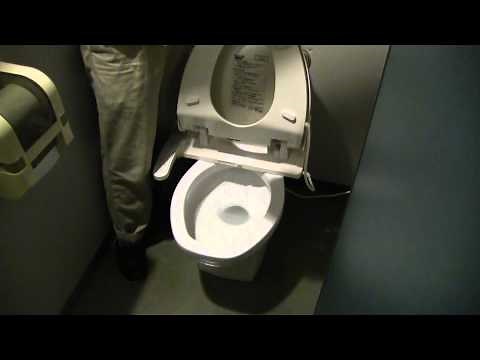トイレ詰まりの直し方・解消法（薬剤＋真空ポンプ）