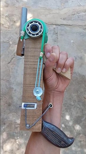 DIY Toy Arrow Launcher in Action!