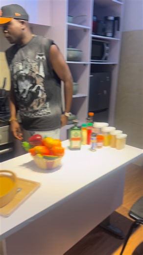 OOU Queens on Instagram: "B-T-S when @billy_d_bag_ & @idreeesrasheed linked up for “grilled antelope” #OOUQueens"