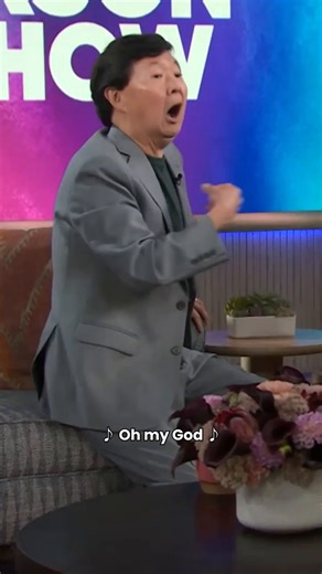 Ken Jeong & Kelly workshop a new Kpop Demon Hunters song 👀 | The Kelly Clarkson Show