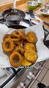 Mis hijos, hoy les voy a mostrar cómo hacer unos Aros de cebolla súper crujientes muy fáciles, con esta receta pueden empanizar muchos tipos de comida, como calabacitas o brócoli, les va a encantar y es muy fácil de hacer, con cosas que tenemos en casa!!☺✨ #alacocinaconjacobina #tipdealacocinaconjacobina #tipdecocina #cocinando #cebolla #arosdecebolla | A la Cocina con Jacobina