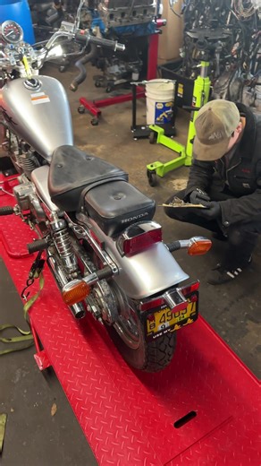 We love Honda bikes 🥵 Silver on chrome looks absolutely fantastic, bring your bike in and know your baby is in trusted hands 🙌 Fuel Monkey Performance 🏎️ Call, click, or visit us today! (503) 718-7005 fuelmonkeyperformance.com Mon - Fri 8a - 5p #motorcyclerepair#motoservice#bikelife#fuelmonkeyperformance#hillsboro
