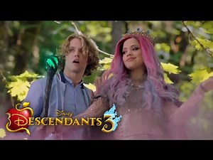 Descendants 3 - Happy Birthday /Audrey And Jane