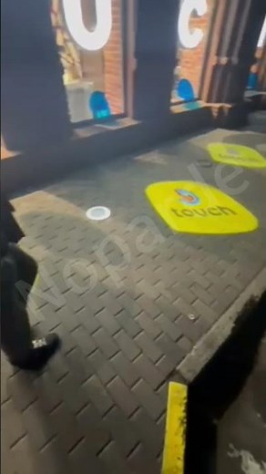 🎯 Brand Logo Projector: High-Def + Fast – Elevate Your Storefront!