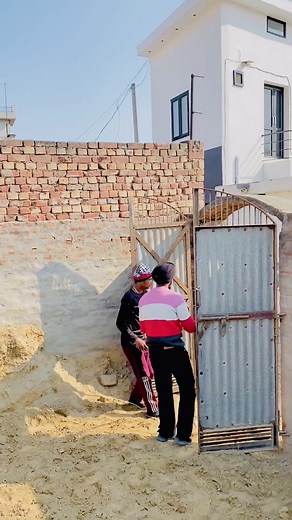 Exploring Personal Stories in Everyday Life