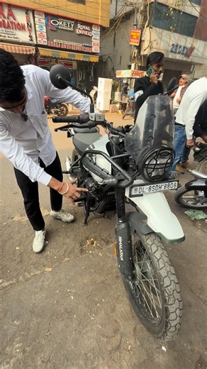 Crazy Delhi Vlog on Instagram: "Himalayan 450 Crash Guard | Himalayan 450 Accessories & Modifications @crazy_delhi_vlog #modifiedhimalayan450 #modified #himalayan450 #himalayanoffroads #himalayan himalayanbikers royalenfield royalenfieldhimalayan bike newbike bikeride biketouring biketour bikelife biketravel rider travel reelitfeelit reelsinstagram newreel motoyatri adventure adventuretime adventurebike royalenfieldmanaus manaus amazonas himalayan450"