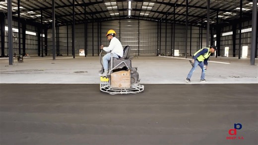 En #DIDEPSA diseñamos y construimos #pisosindustriales de alto...