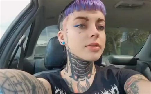 everyone keeps saying I should be on tiktok? what says you?