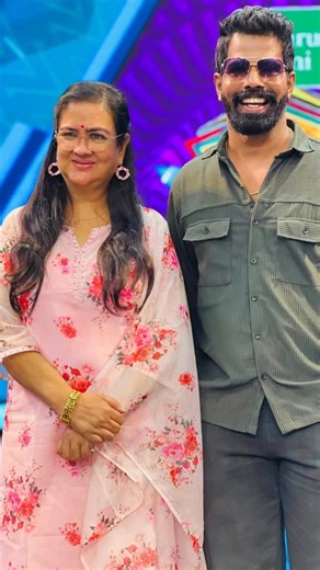 Bineesh Bastin on Instagram: "ടീമേ..#urvase😍👍"