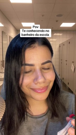 Te Conhecendo no Banheiro da Escola: ASMR Engajador