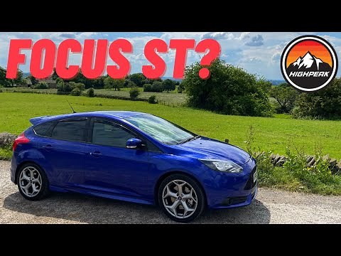 Should You Buy a FORD FOCUS ST? (Test Drive & Review MK3 ST2)