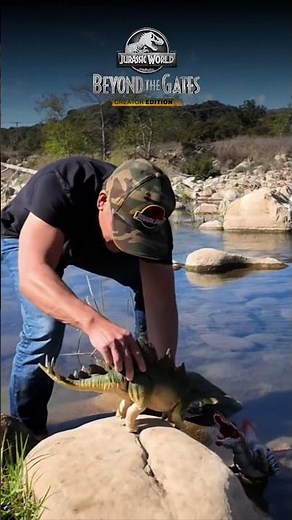 Jurassic World Hammond Collection Spinosaurus & Stegosaurus | Beyond the Gates Creator Edition 2