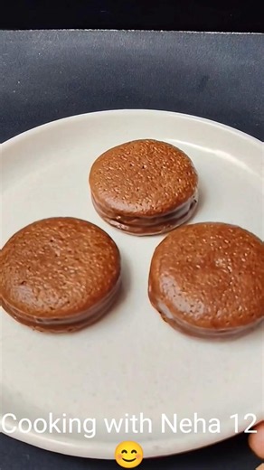 Lotte Choco Pie at Home | Soft & Chocolatey Choco Pie#vairalvideo#easyrecipe #lottechocopie#shorts