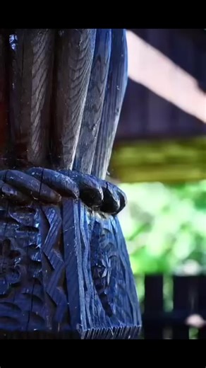 The rope, the sacred knot In Romanian traditional culture, the rope symbolizes the intertwining of two threads and holds profound multifaceted meanings. It serves as a sacred knot, reflecting vital aspects of existence and human experience, particularly in the context of agrarian society. The act of binding threads is emblematic of growth, continuity, and the interconnectedness of lives within traditional communities, evoking themes of ancestry and heritage. Artistically, the rope's representati