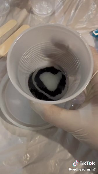 DIY Marble Resin Tray Tutorial