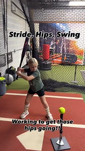✅Stride-Hips-Swing✅ Using this data drill to work on getting the lower half more involved and to start the swing from the ground up!! ✅Grip check - caught it late, but it’s always good to start with a grip check before the swing! #softball #baseball #sports #athlete #hitting #hittingdrills #drills | The Ultimate Swing