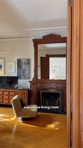 A Brooklyn Heights gem under $1M 👀