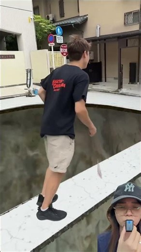 ROAD ON THE WHITE LINE ⁉️THE BLACK LINE COLLAPSES 😱