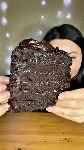 ASMR CHEESECAKE FACTORY MUKBANG #mukbang #cheesecakefactory #chocolatecake #asmreating #asmr