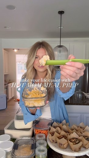 HALEY HENDEL on Instagram: "Hot Mom Meal Prep ft @primalkitchenfoods - with some new recipes we’ve been loving 🤤 come back for more in the kitchen this week. Drop PK and LIKE this post to get my easy prep for the week ✨ let me know if you’ve started this too 👇🏼 Having 3 kids and working from home means full plates and this system has really helped my take care of myself and prioritize my health while doing the same for my family. We are focusing on getting more protein, continuing to dial it 