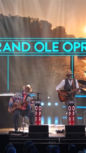 A look back at TajMo's 2025 performance of "Room On The Porch" live at Nashville's Grand Ole Opry. Watch the full performance at the link below. 🏡 Keb' Mo' https://youtu.be/_hprH7VMytg?si=Pk5G_hcw4Q6W0usp | Taj Mahal