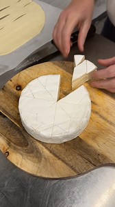 Snowflake Baked Brie! Brie-lliant snowflake appetizer ❄️🧀 | Chefclub GruB