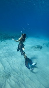 Mermaid blows two bubble rings 🫧 #professionalmermaid #mermaidtail #mermaidlife #folklore #mermaidcore #mermaid #ocean #fantasycreature tail by Merbella Studios Inc. | Mermaid Sirenity