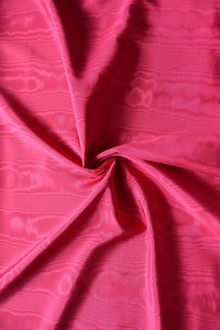 Italian Heavyweight Silk Moiré Taffeta Fabric | Pink Silk Watered Taffeta | *by the 1/2 Yard* - Etsy