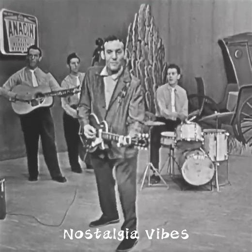 Carl Perkins - Honey Don’t 1956 | Nostalgia Vibes